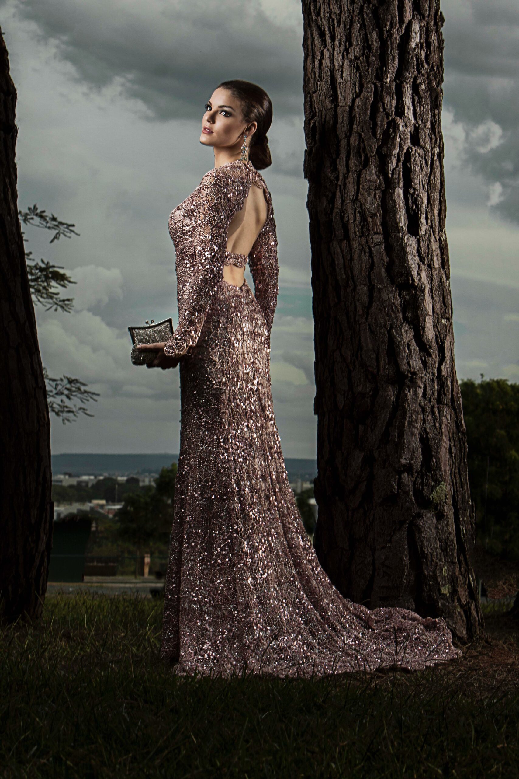 Which cocktail dress for a chic wedding?