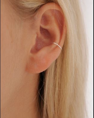 conch piercing